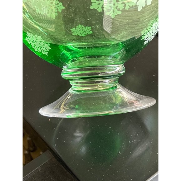 Vintage MCM 60’s Green Compote Bowl With Clear Footed Base & Frosted Snowflakes - Picture 5 of 6